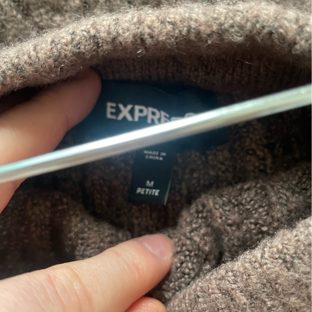 Express Brown Cable Knit set - Picture 4 of 4